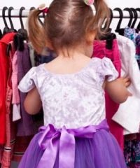 نکاتی که هنگام خرید لباس کودک باید در نظر بگیرید