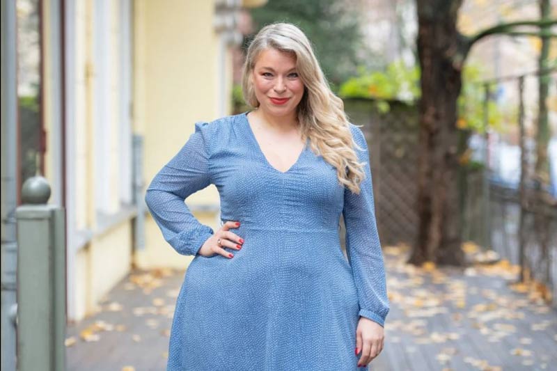 لباس آبی مناسب برای سایز بزرگ ها